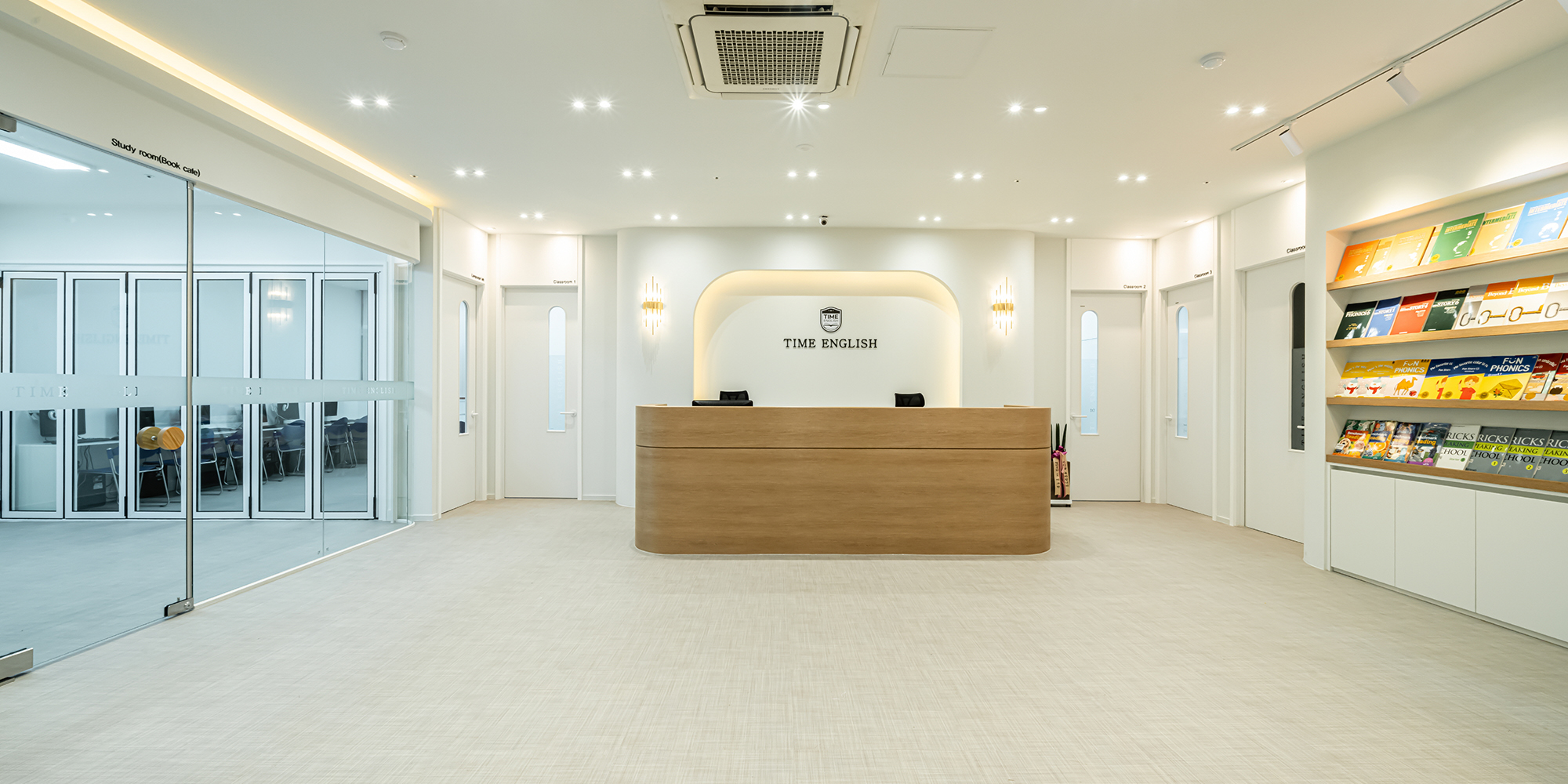 [학원] 밝고 깨끗한 느낌의 어학원 인테리어